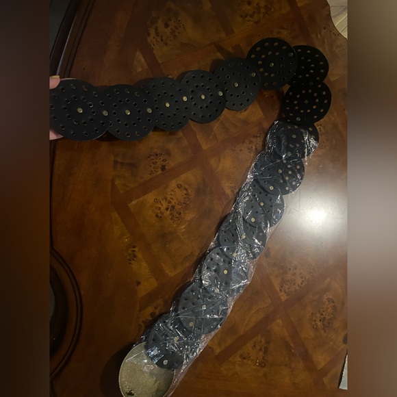 NWT- Leather Belt - Picture 7 of 8